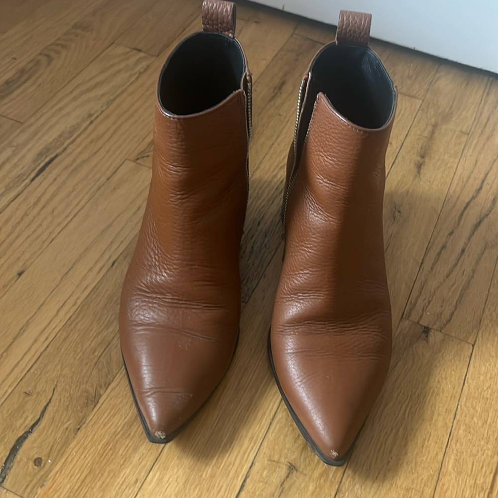 Everlane boss boot